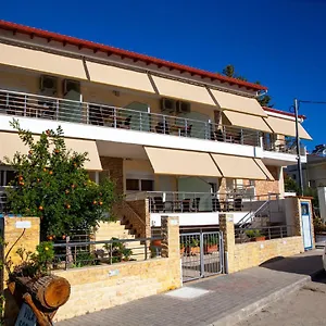 villa-sofia.hotelschalkidiki.net/